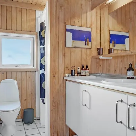 3 Bedroom Lovely In Knebel