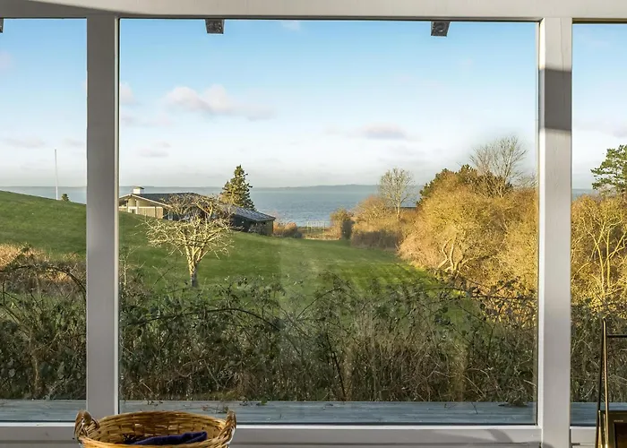3 Bedroom Lovely In Knebel